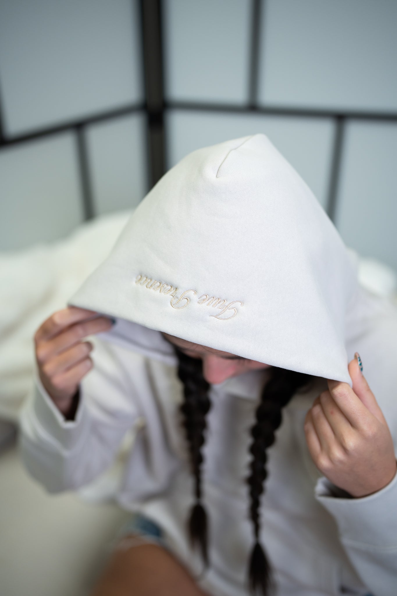 True Presence Relax Hoodie - Ecru